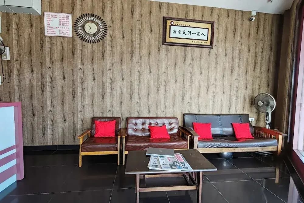 Hotel Kuang Hua Sitiawan Near To (UniKL-MIMET) - photo 11