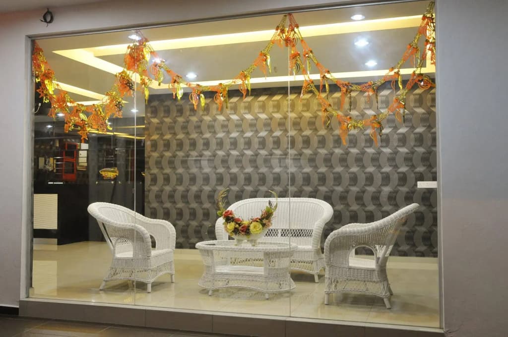 New Century Hotel - photo 12