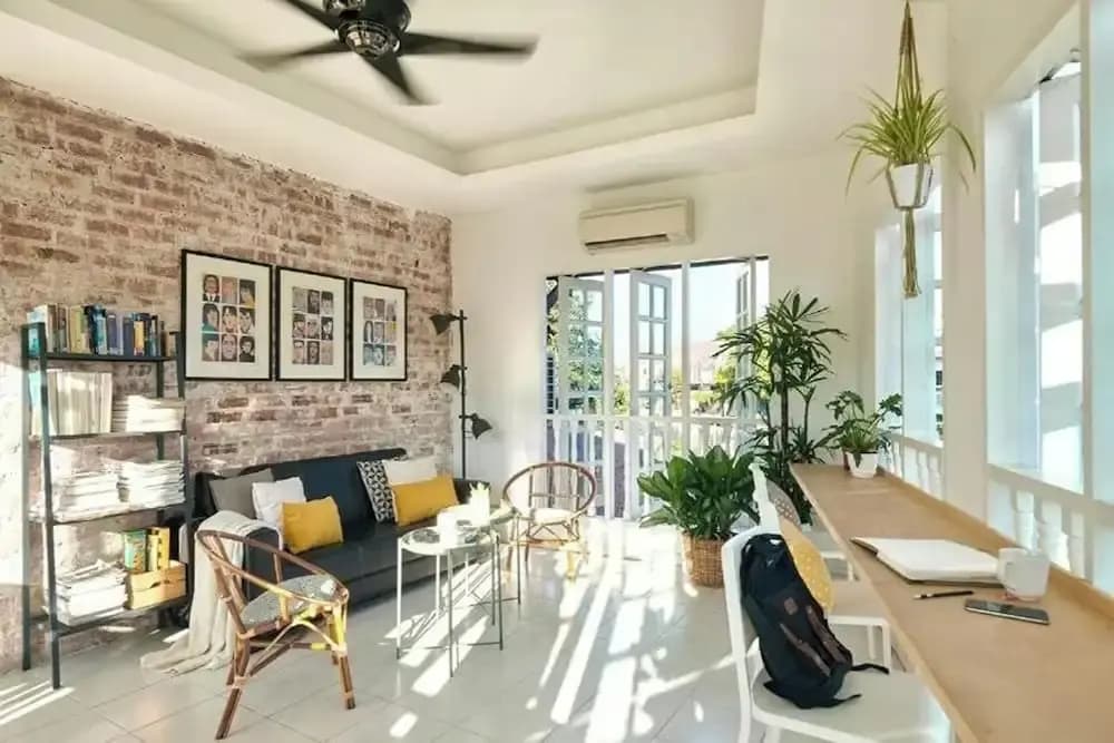 Sleepy Nomad Hostel - photo 12