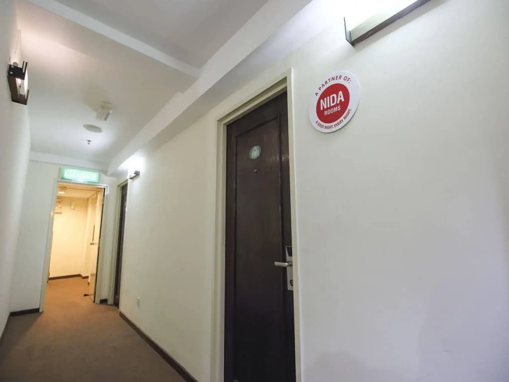 Glex Hotel Pandan City - photo 13