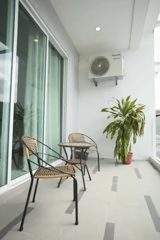 56 Residence - photo 7