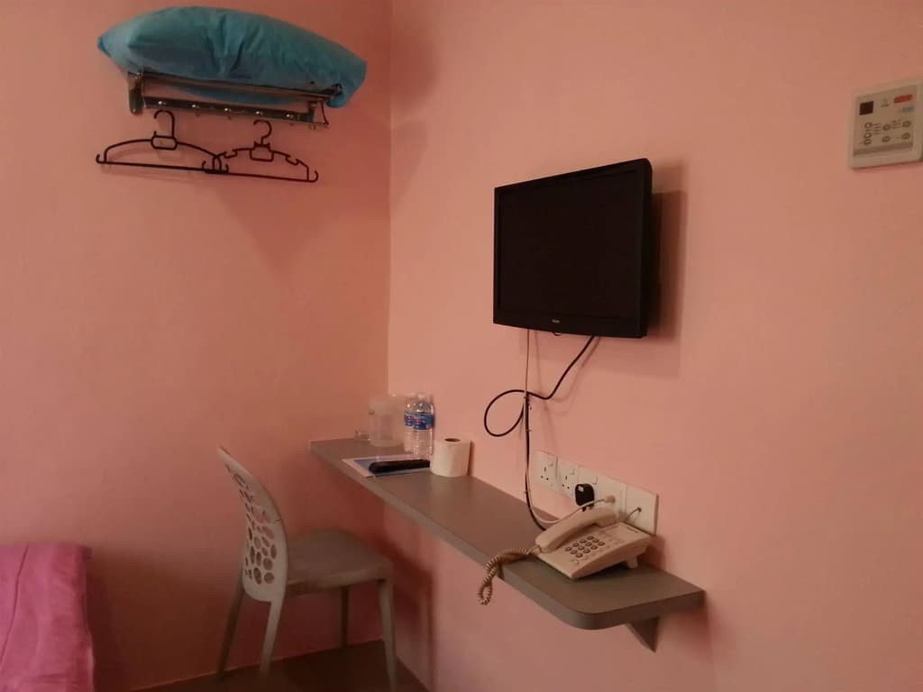 Lucky Hotel - photo 4