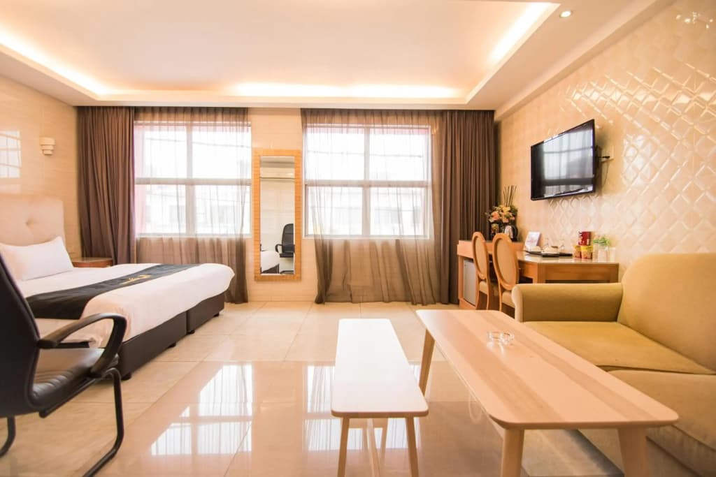 Suwara Hotel - photo 3