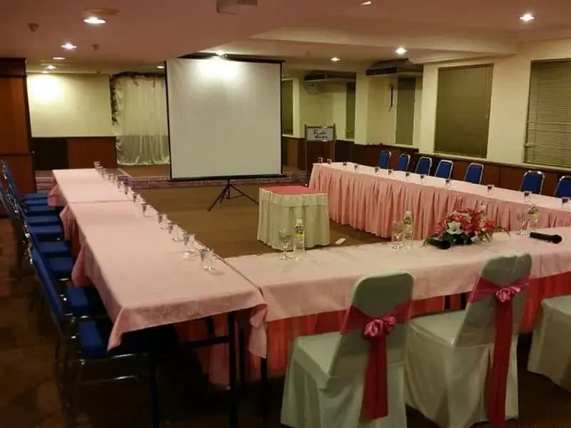Hotel Sri Garden - photo 16
