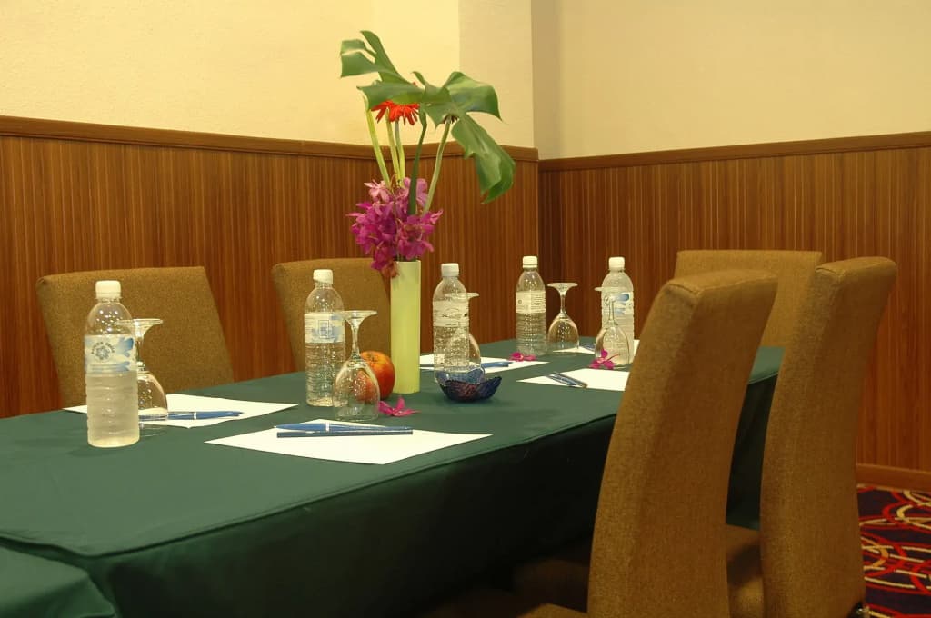 Oriental Crystal Hotel Kajang - photo 9