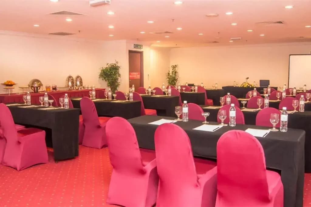 Hotel Grand Continental Kuching - photo 23