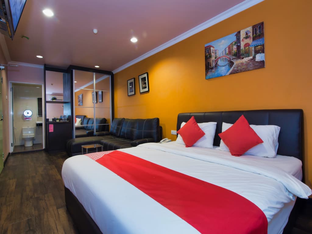 OYO 496 Hotel De Eco Inn - photo 4