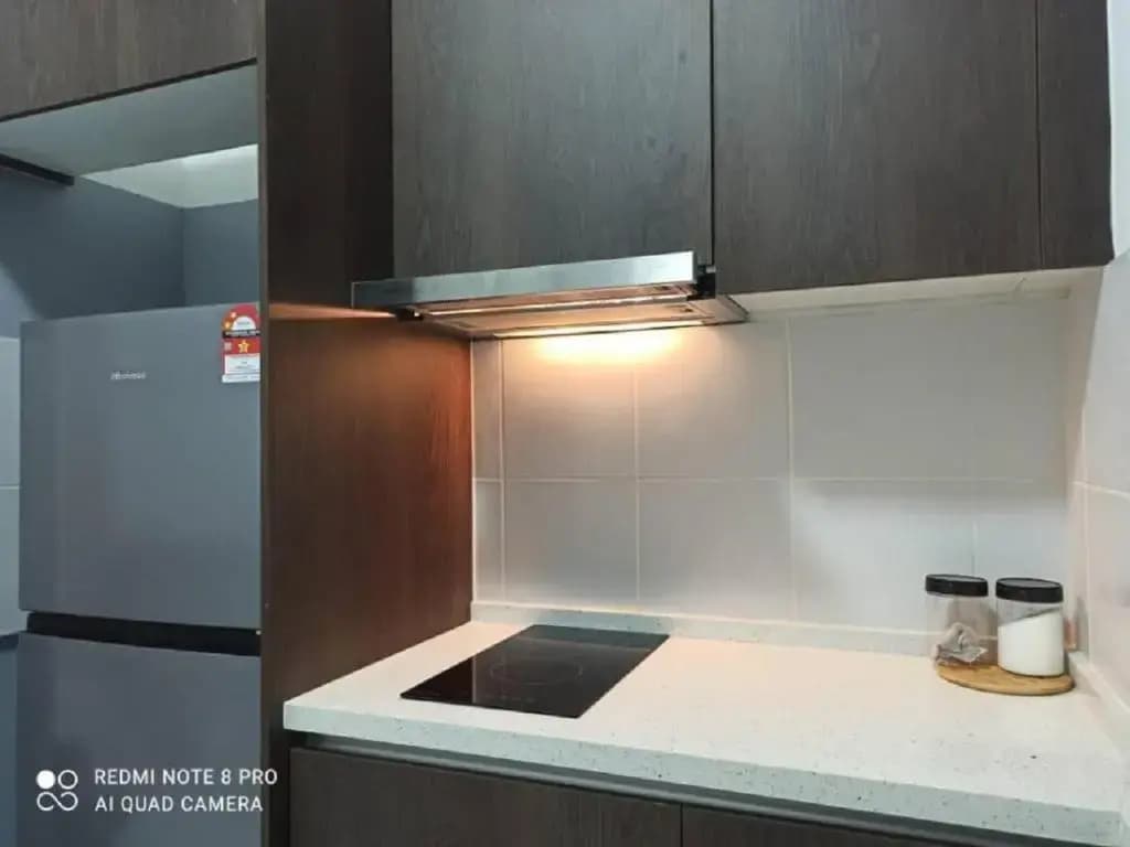Zulanie Suite at Troika Residence, Cozy & Comfort, Free Wifi & Netflix - photo 2
