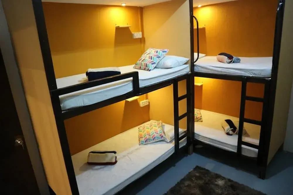 EB2 Hostel - photo 2