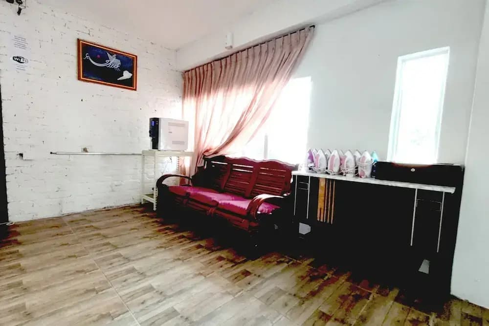 Maleeq Hotel Meru Ipoh - photo 2