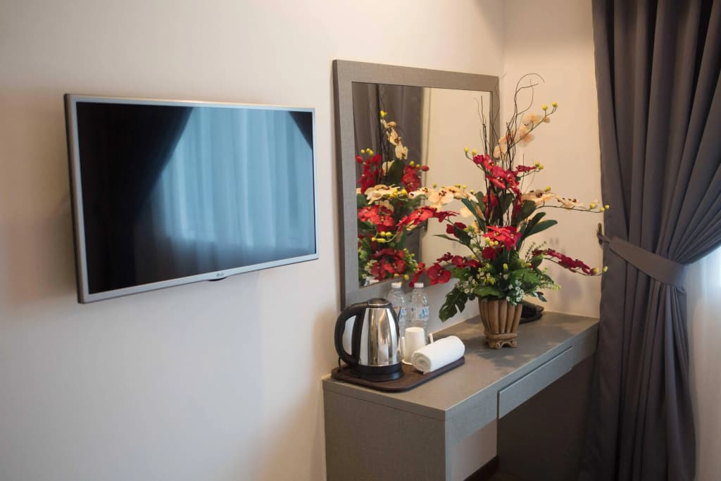 Qlassic Hotel - photo 3