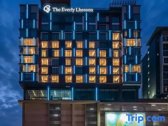 The Everly Lhesson Kuching - photo 5