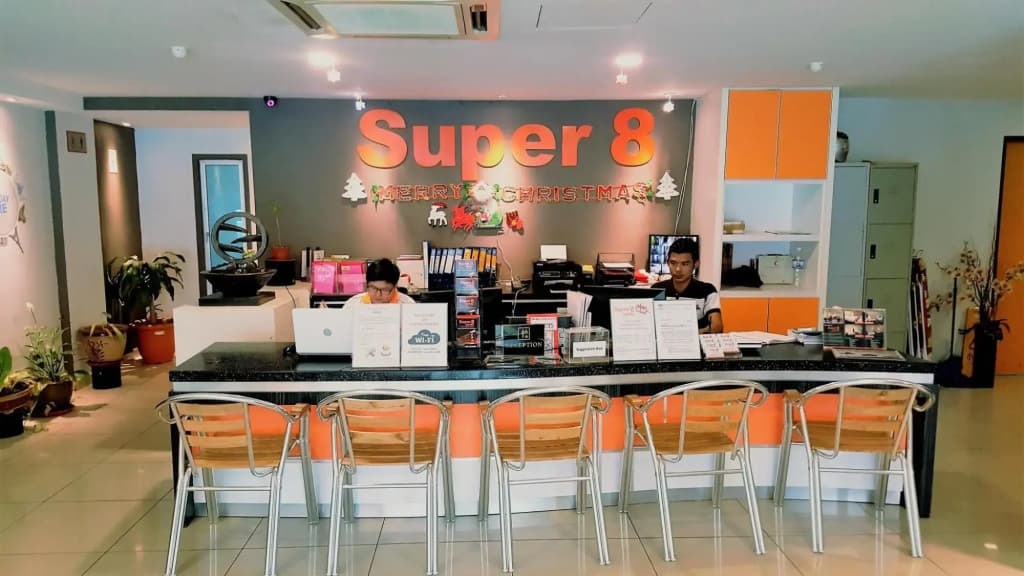 Super 8 Hotel @ Georgetown - photo 2
