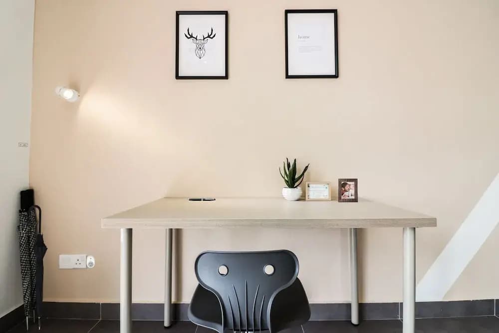 Victoria Home Sentrio Suites - photo 17