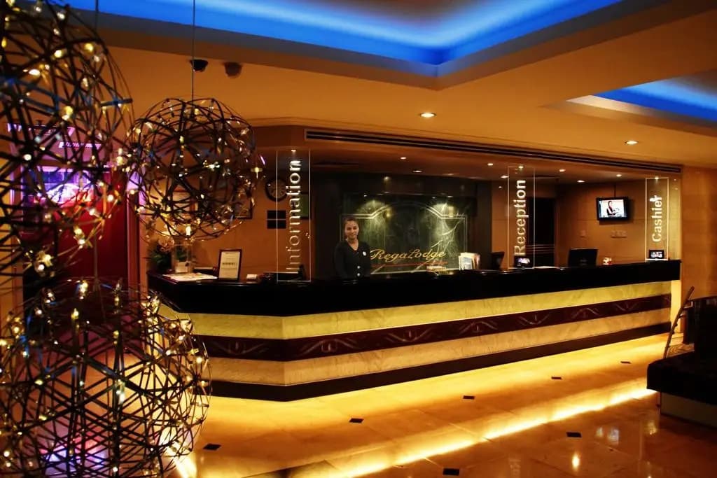 Regalodge Hotel & Spa - photo 2