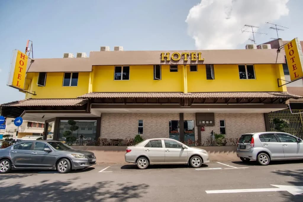 OYO 89480 Dream House Hotel - photo 1
