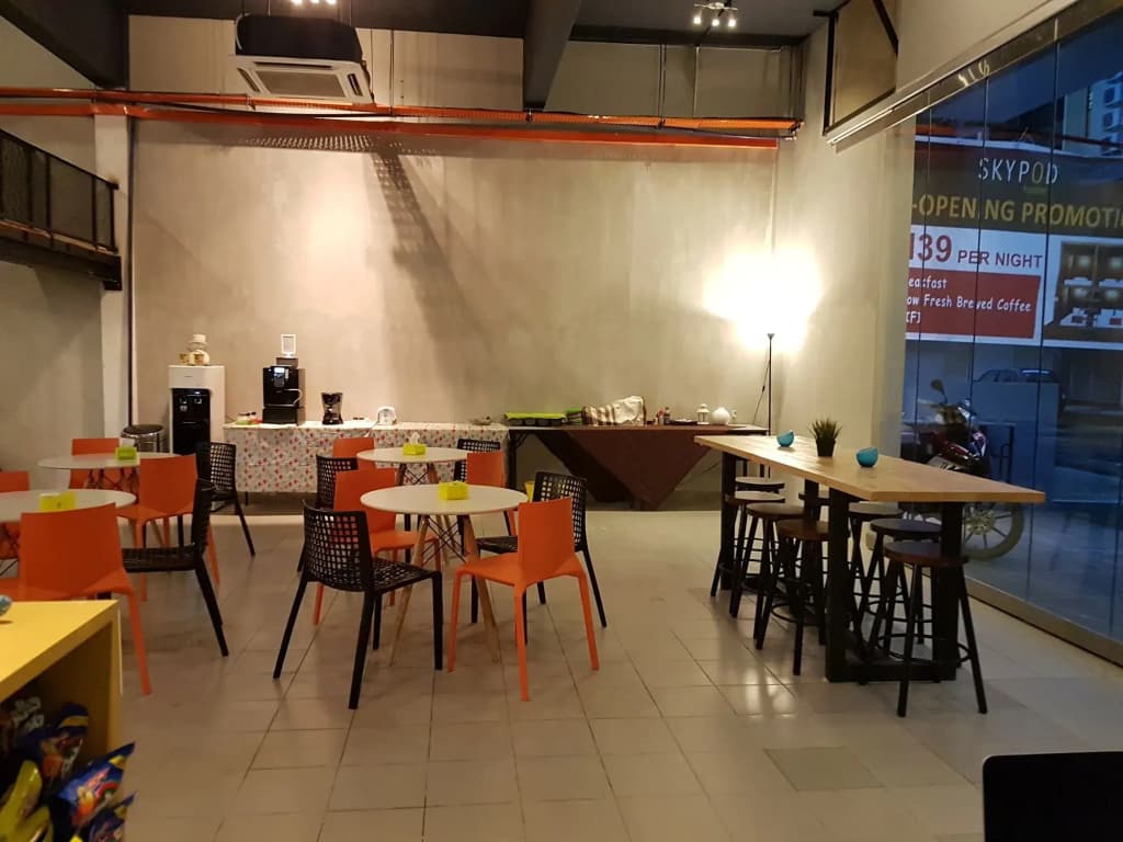 SKYPOD Hostel - photo 15