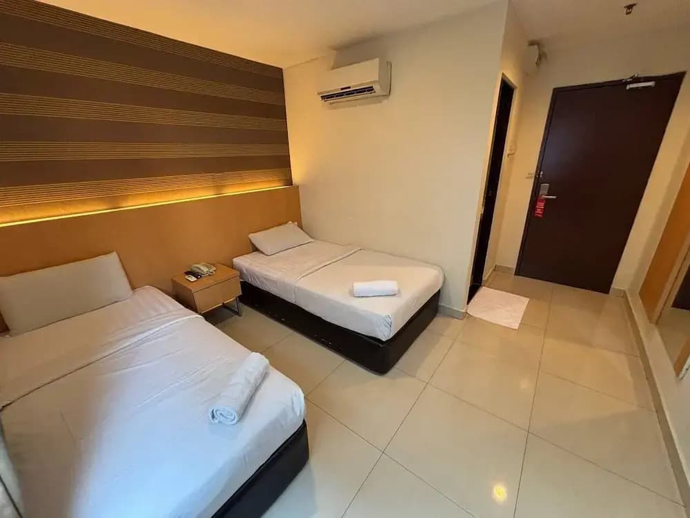 Signature Hotel Puchong@SetiaWalk by OYO Rooms - photo 11
