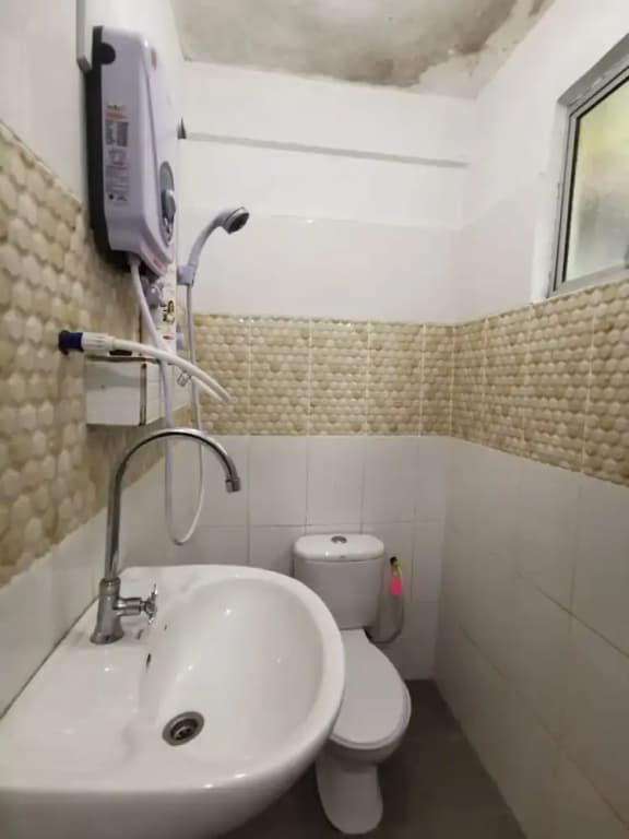 SPOT ON 89963 Sinurambi Homestay 2 - photo 7