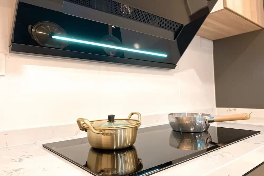 The Reizz Residence by Emily in Town - photo 19