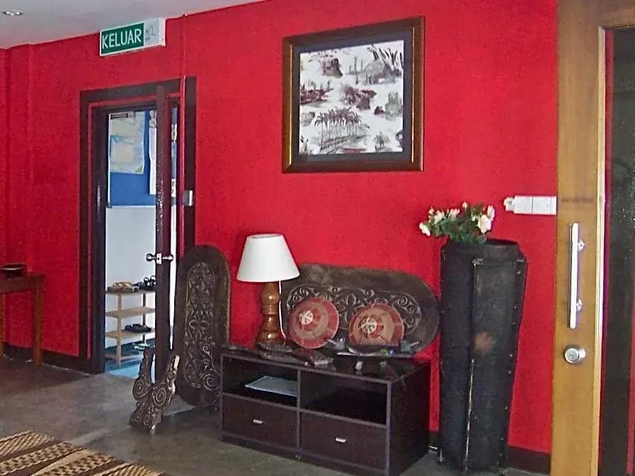 Pinnacles Kuching Lodge - photo 3