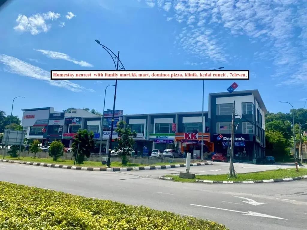 ADN LUXURY Homestay KARAOKE, POOL,NETFLIX,ASTRO,BBQ - main photo