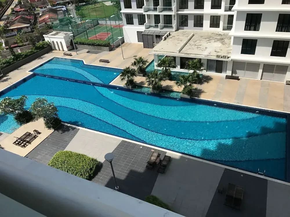 JB Staycation next to Paradigm Mall JB - photo 17
