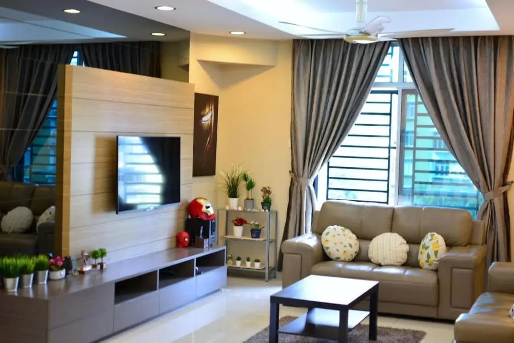 The Collector at Bayu Puteri Mid Valley 2 mins drive - photo 2