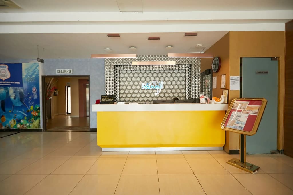 Dolphin Hotel, Chow Kit Kuala Lumpur - photo 20