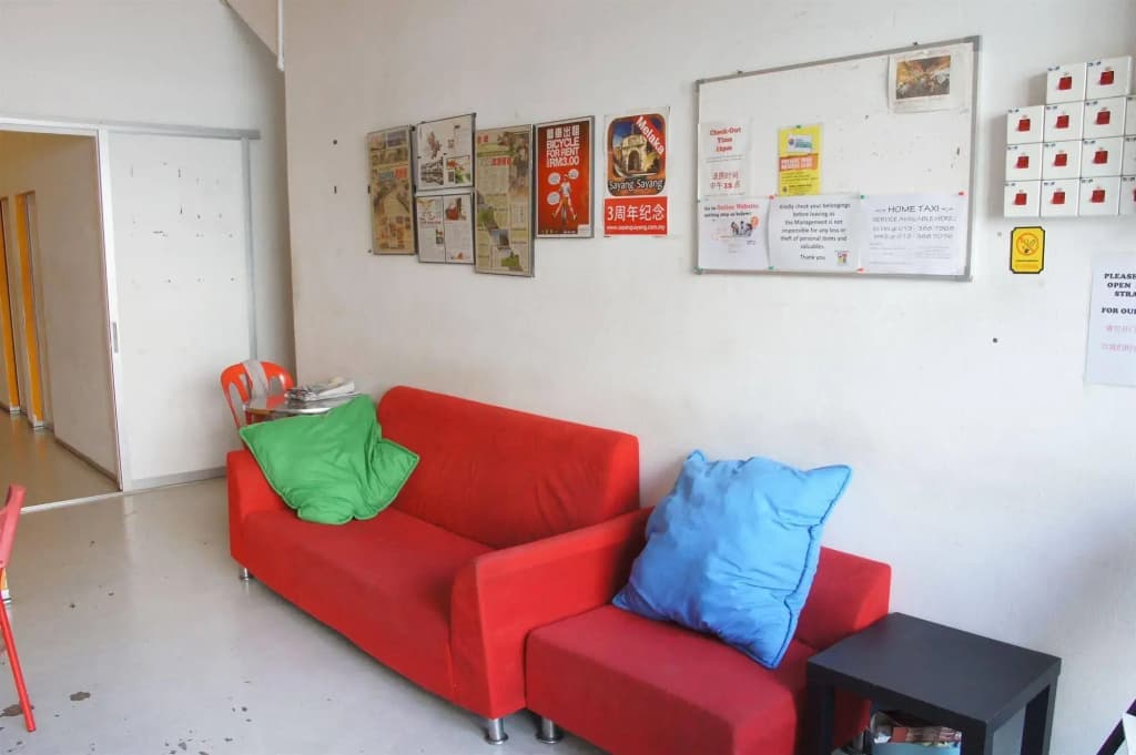 Sayang-Sayang Youth Hostel - photo 12