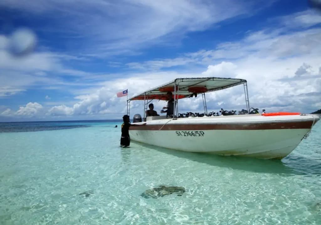 Celebes Beach Resort - photo 4