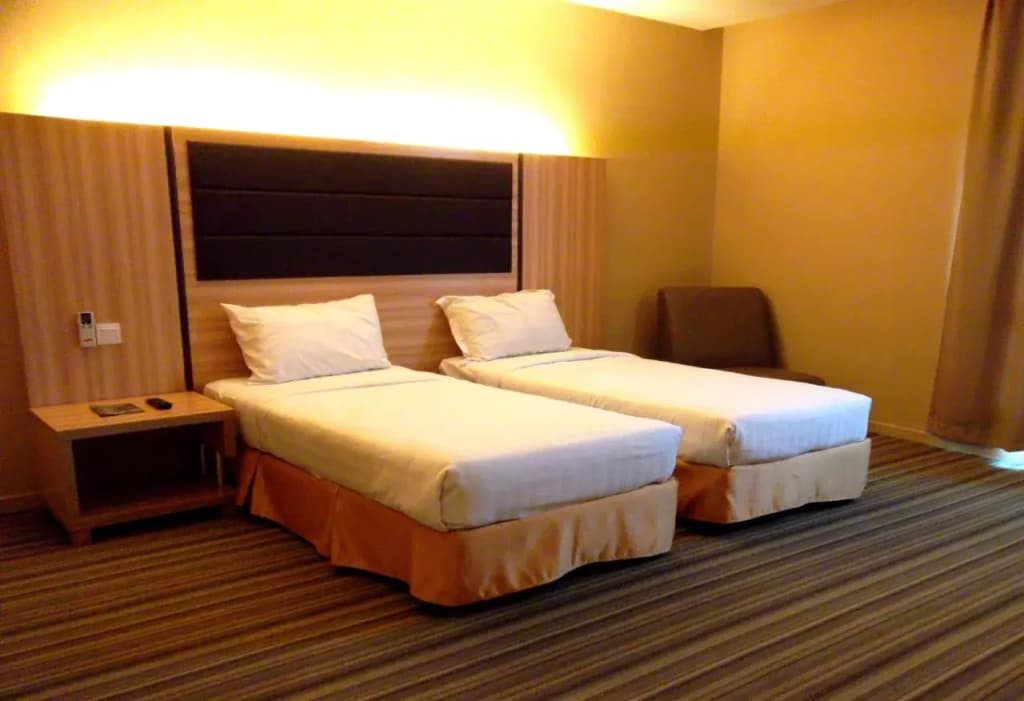 Palette Kota Kinabalu Near by Imago Shopping Mall Formerly Zara's Boutique Hotel - photo 7
