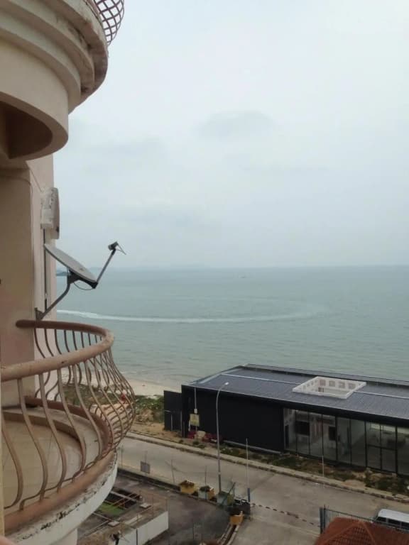 OYO Home 90398 Sunshine Bay Resort Port Dickson (private Condo) - photo 1