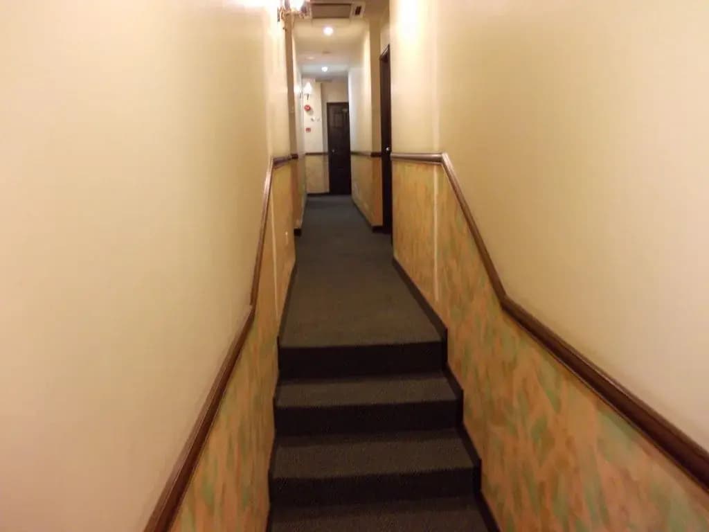 89968 Sri Sutra Hotel - photo 11