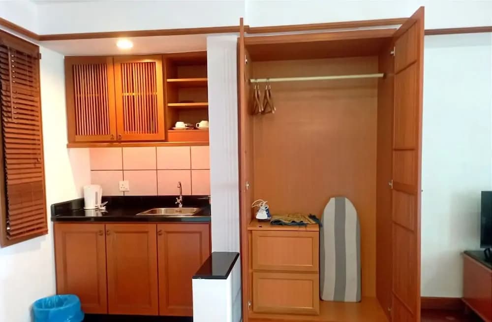 Alpine LXPD Premium Tower Room - photo 16