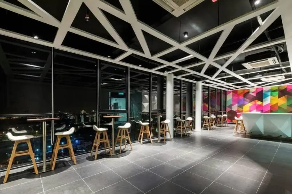 Hid SOHO at KANVAS WiFi Netflix KLIA - photo 27