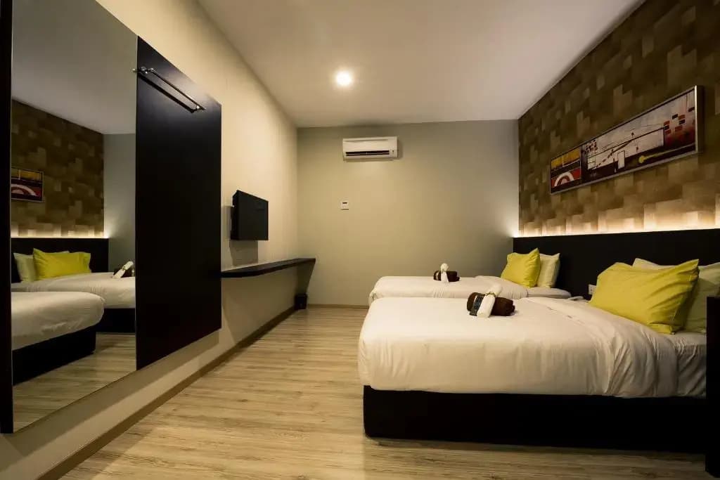 Golden Roof Hotel Sunway Ipoh - photo 11