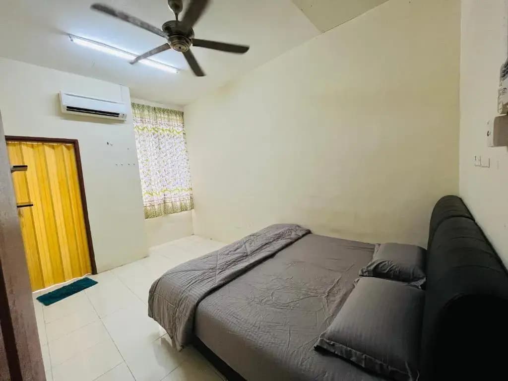 Cendana Residence Homestay 4 Kuala Ibai Kuala Terengganu - photo 2