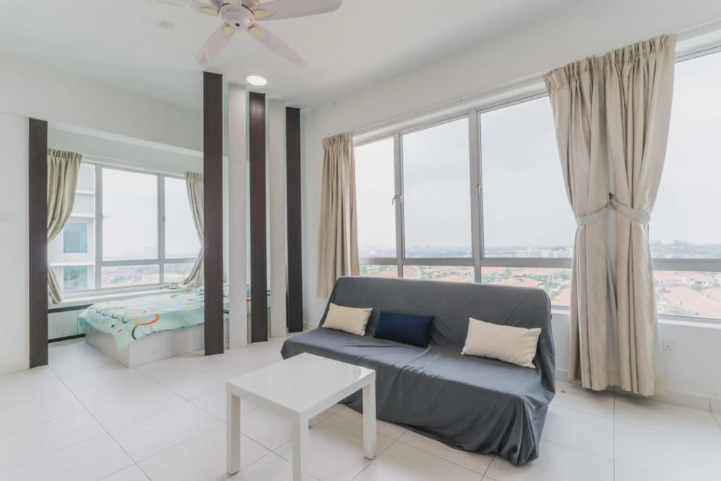 Shawn's Akademic Suites Sky View B#11-27 (肖恩天空之城) at Mount Austin - photo 9
