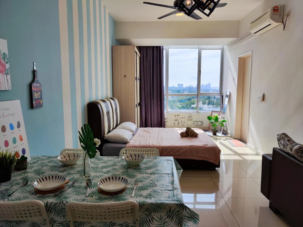 Rainforest City House Greenfield Regency - Paradigm, Sutera & UTM area - photo 1