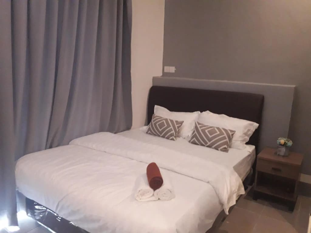 Halo Hotel - photo 1