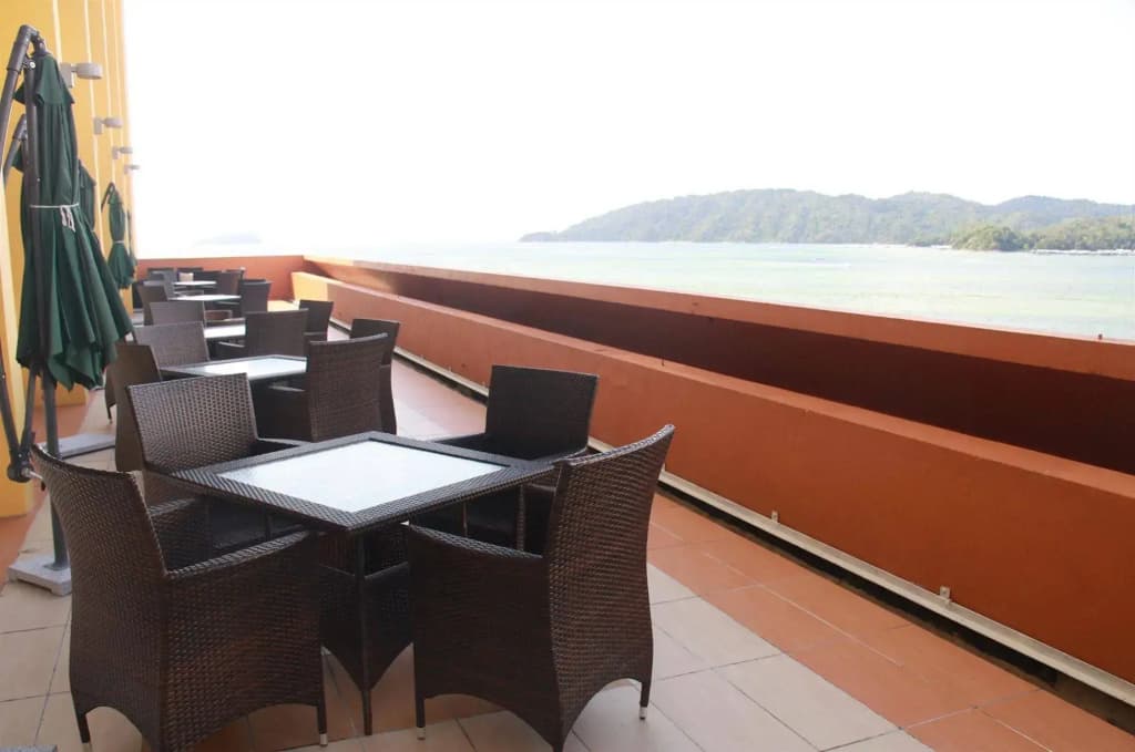 Gaya Centre Hotel - photo 18