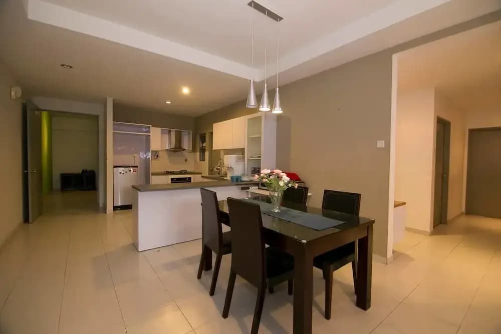 Homely Condo Near Embassy Row - photo 10