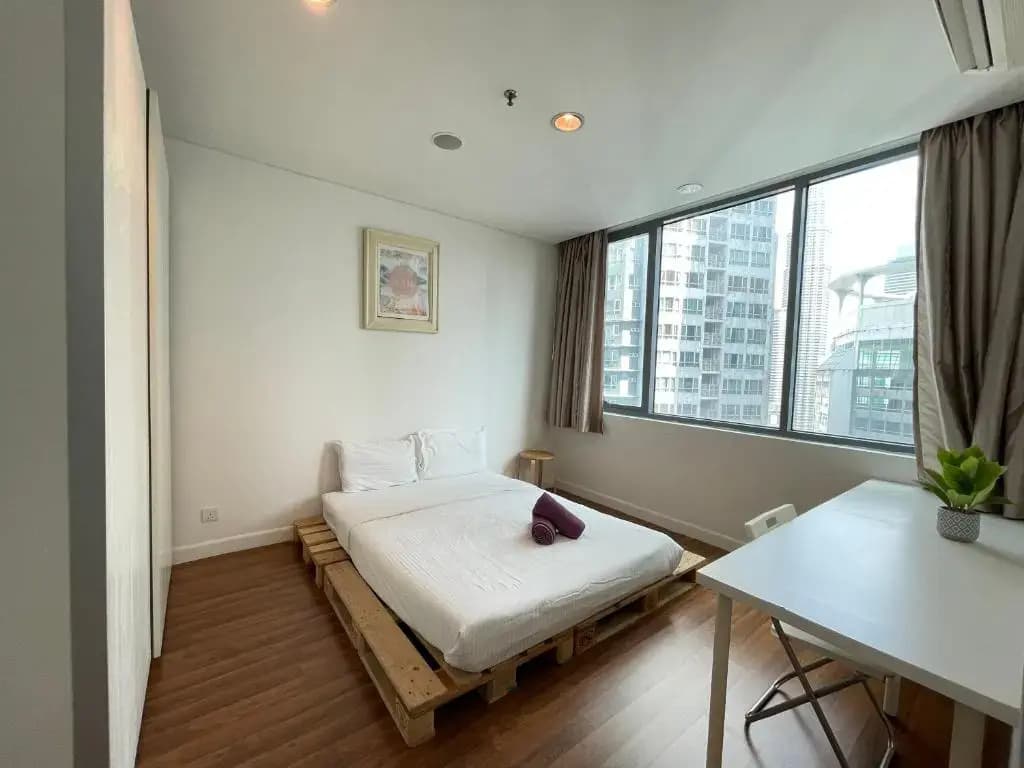 Mercu Summer Suite KLCC at Penguin Homes - photo 4