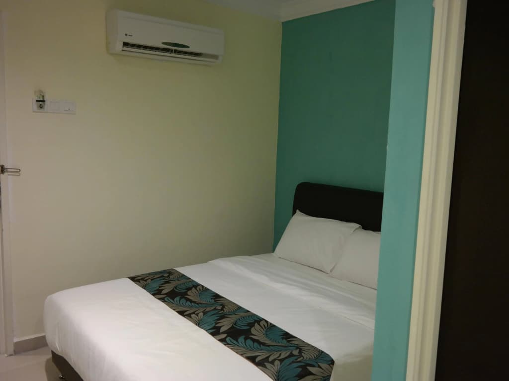 Clover Hotel Port Dickson - photo 4