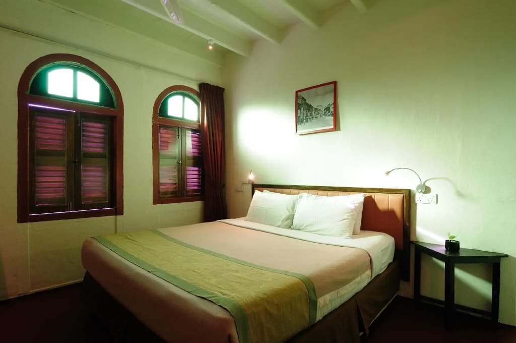 Red Inn Court - Hostel - photo 3