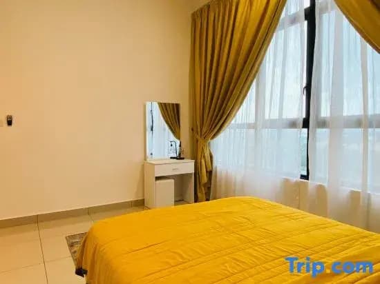 Icon2 Condo in IOI City Mall Putrajaya, Pool View - photo 4
