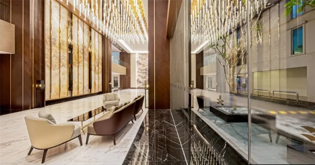 SKY POOL Elegant & Comfy Suite 2-4Pax at KL City - photo 2