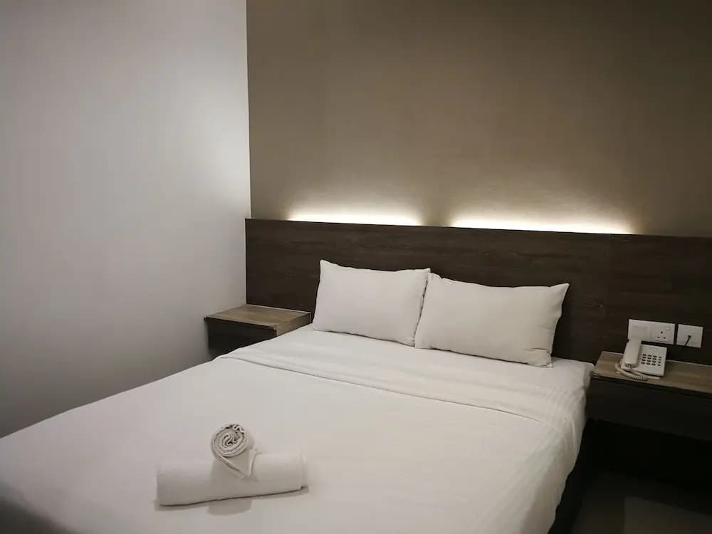 Hotel Alpha - photo 5