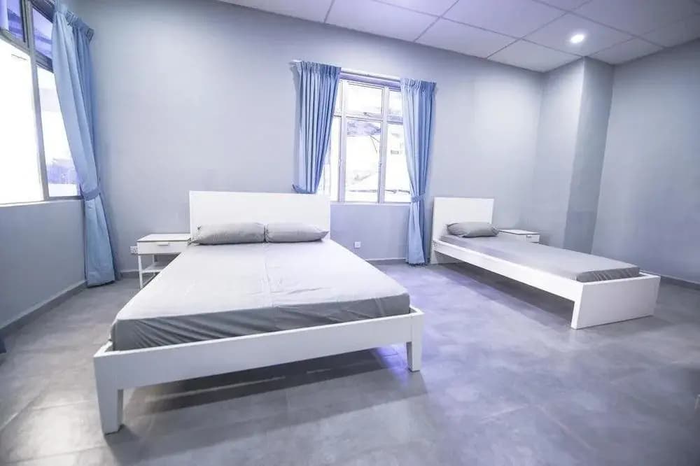 iM4U Hostel - photo 2